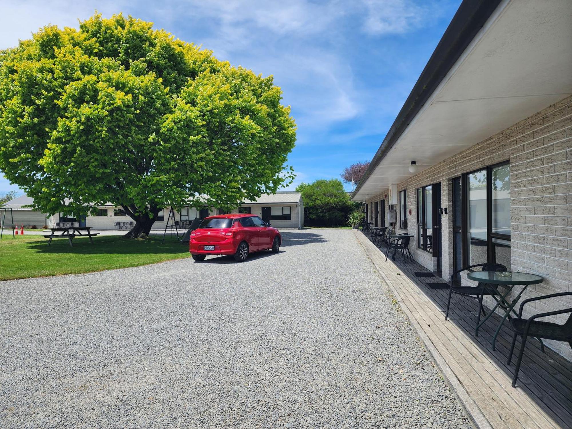 U Studios Masterton Exterior foto