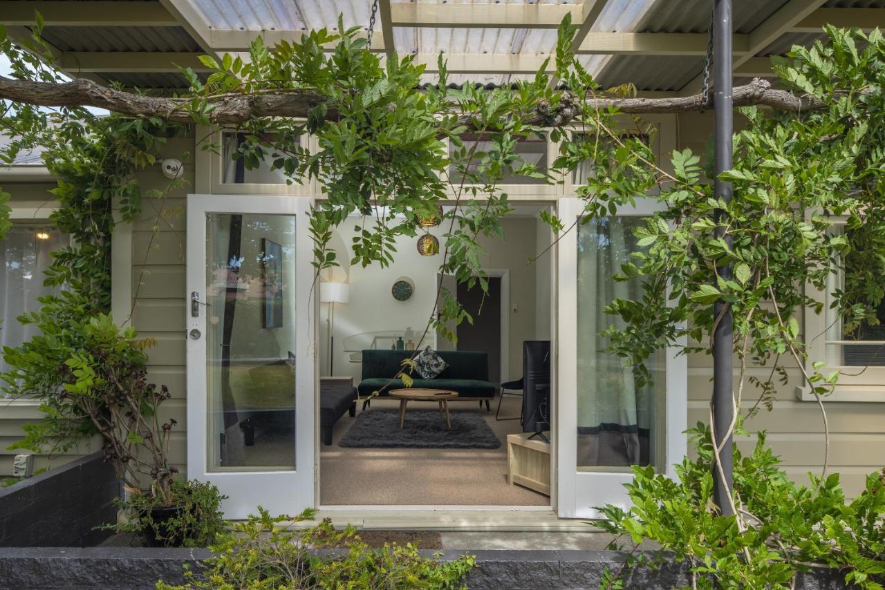 U Studios Masterton Exterior foto